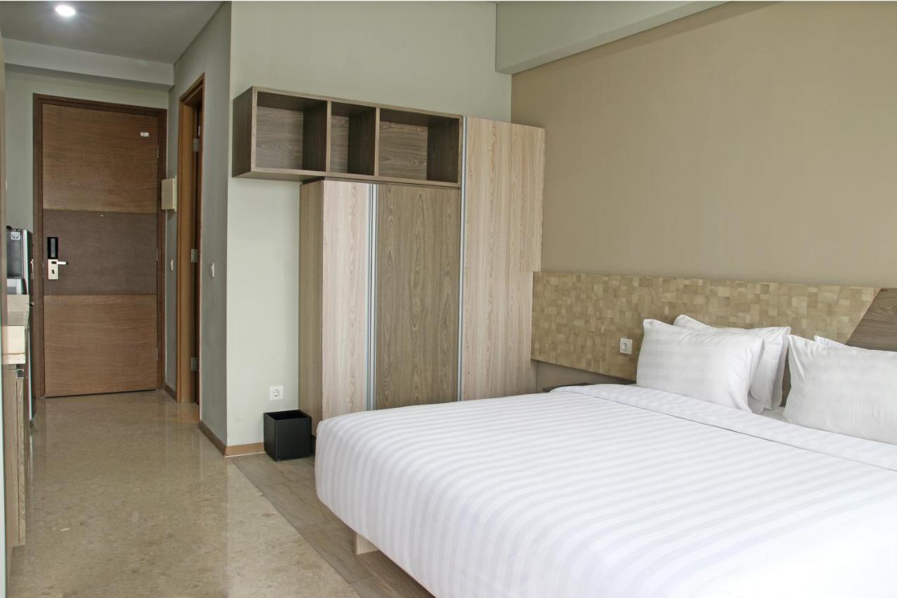 Graha Makara Suite Hotel & Residence Cikarang Esterno foto