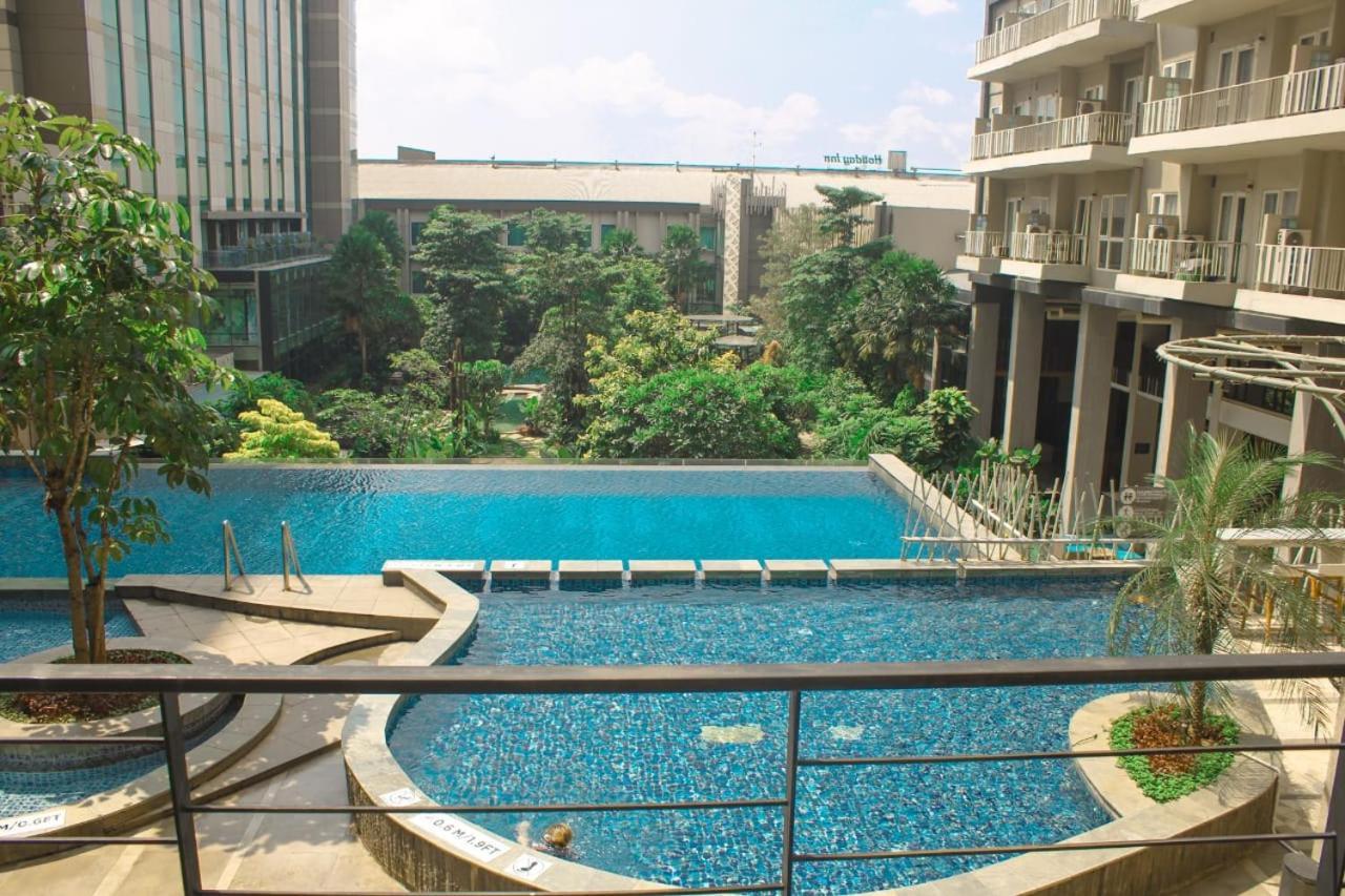 Graha Makara Suite Hotel & Residence Cikarang Esterno foto