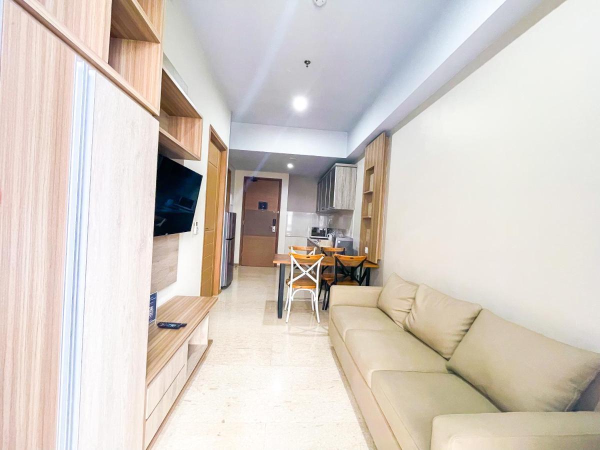 Graha Makara Suite Hotel & Residence Cikarang Esterno foto