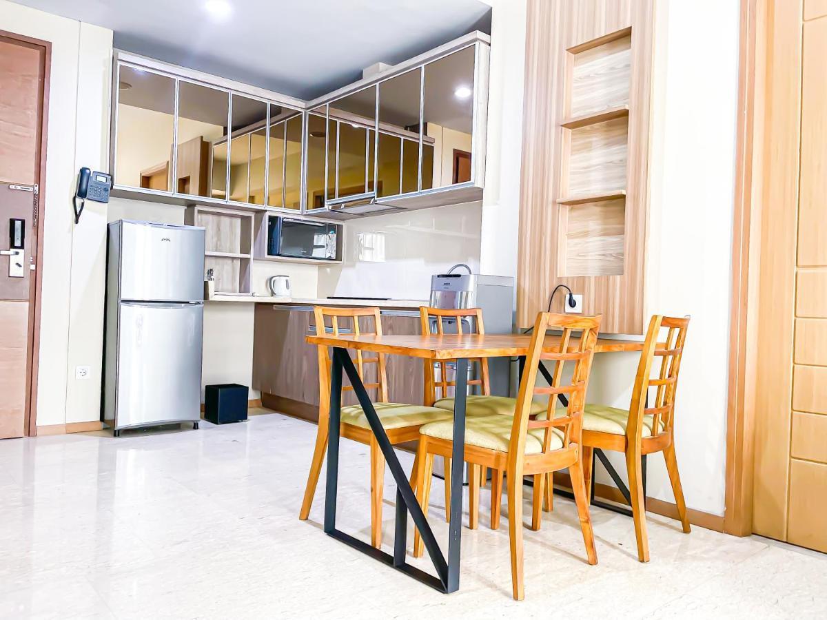 Graha Makara Suite Hotel & Residence Cikarang Esterno foto
