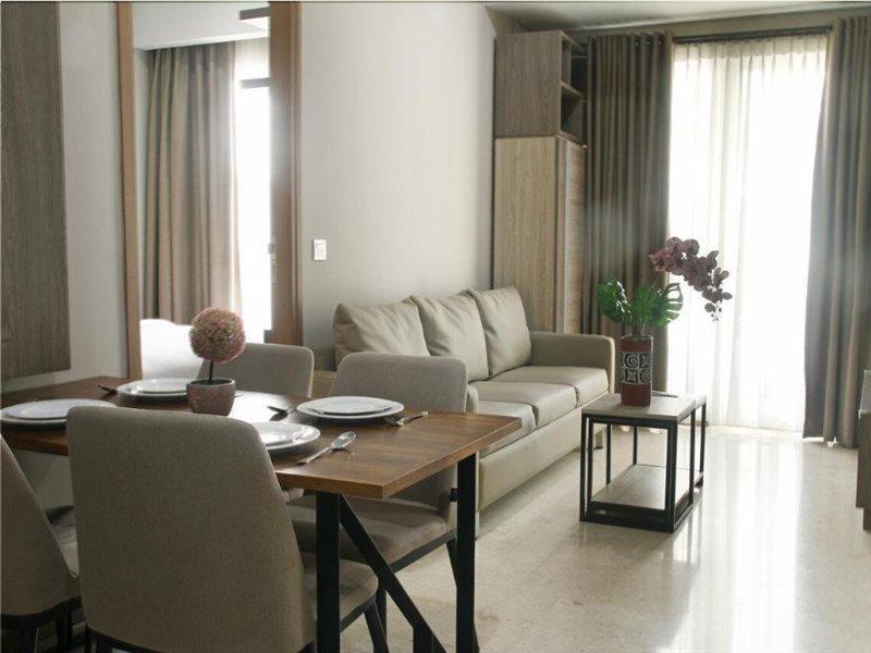 Graha Makara Suite Hotel & Residence Cikarang Esterno foto